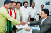 Mangalore: SDPI candidate files nomination from DK